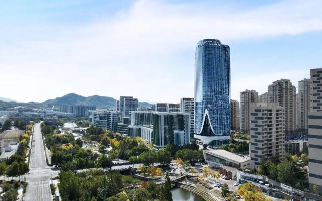 HUALUXE Qingdao Licang by IHG