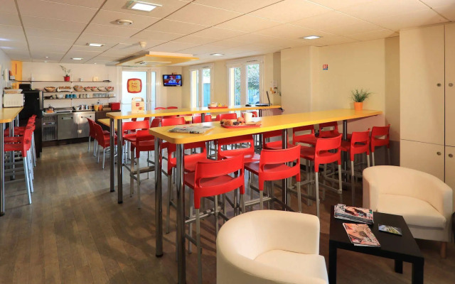 Kyriad Direct Bordeaux Est Lormont