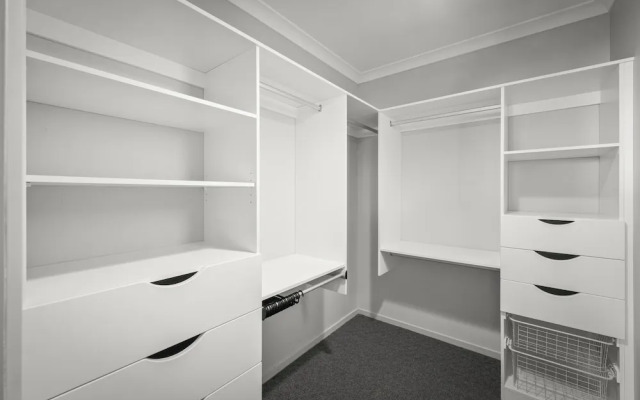 4 Bedroom House - Gorgeous View