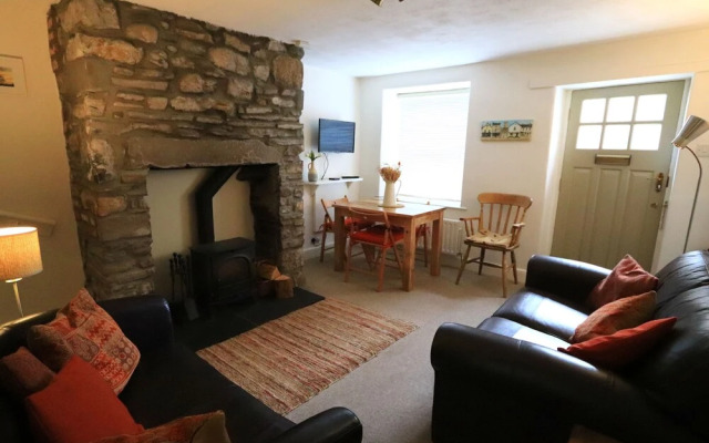 Back Cottage
