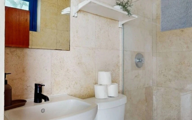 Ocean Park 1BD-1BA-Pool Walktobeach -IV