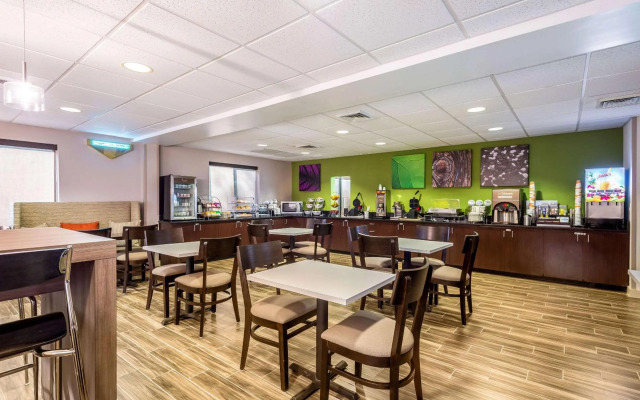 Sleep Inn & Suites Harrisonburg near University