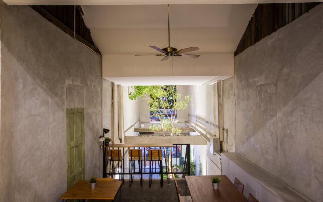 Lost Inn BKK