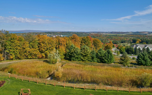 Courtyard Petoskey at Victories Square