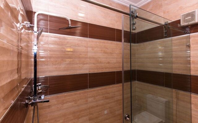 Joygate Hotel & Suites