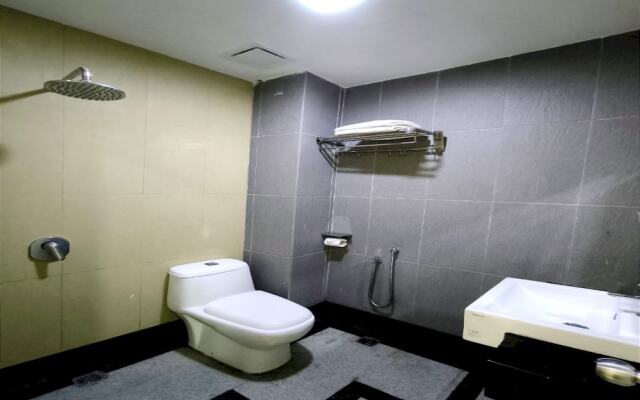 OYO 90975 Atta Hotel