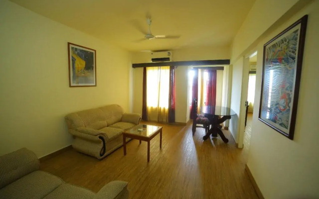 Plaza Suites