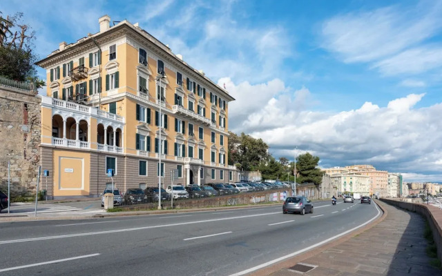 Sea View House Next to Genova Waterfront