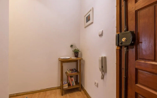 Light Filled Apartment, By TimeCooler