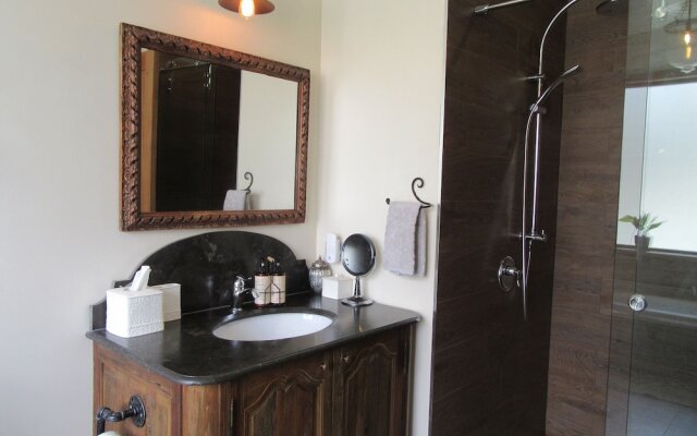 Redwood Valley B&B