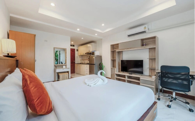 1BR Near Naiharn Pool&Relaxed Vibes C199