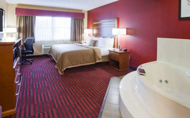 Quality Inn & Suites