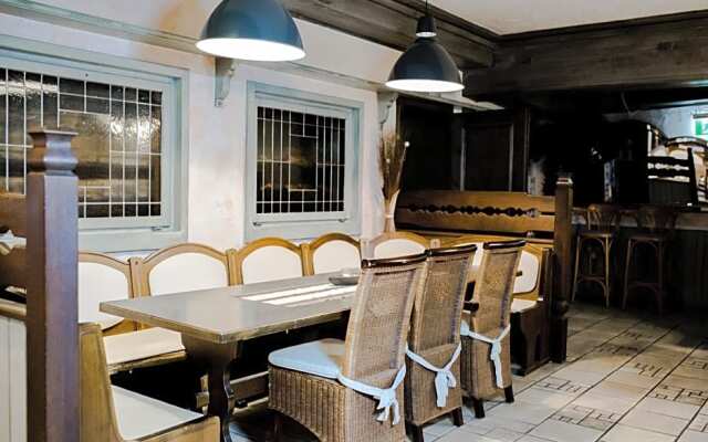 Bach Hotel