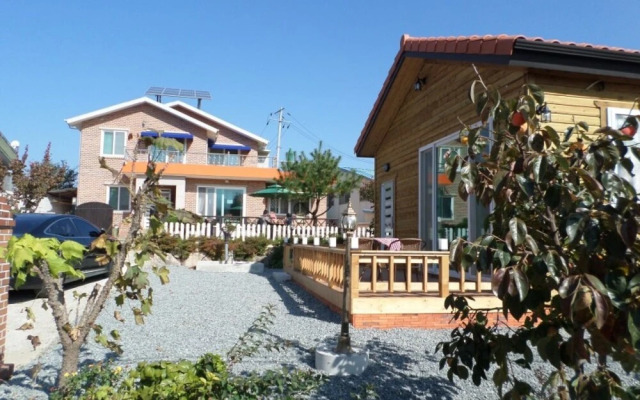 Gyeongju Chueoksogui Pension