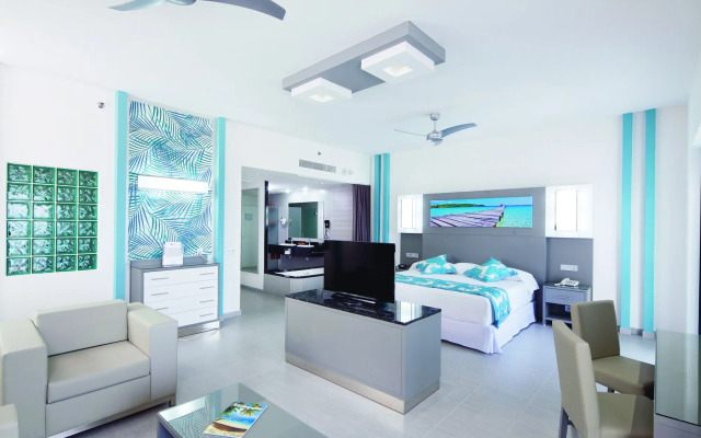 Hotel Riu Playa Blanca - All Inclusive