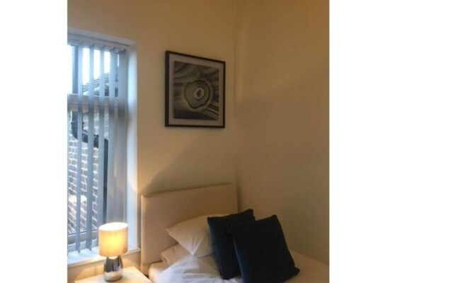 Townhouse @ Gresty Rd