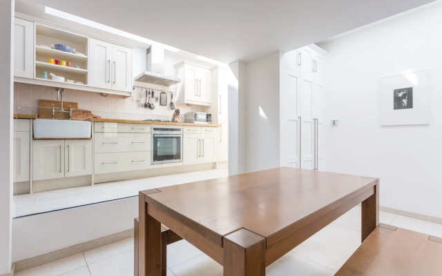 Linhope Street by Onefinestay