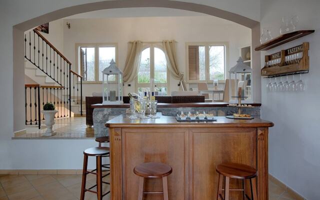 Luxury Villa In Sorrento Coast Strategic Location