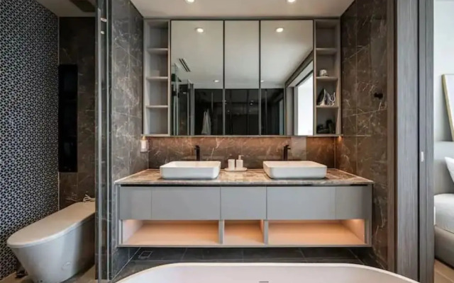 Opera View Residence City Center