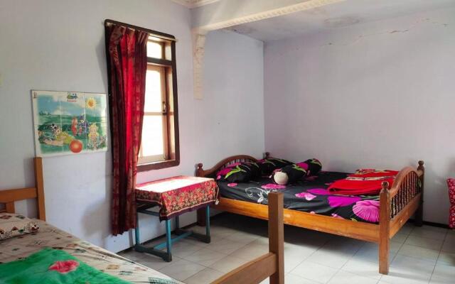 Homestay Wonotoro Asri 4 Gunung Bromo