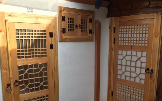 Seoul Lucky Guest House Hanok