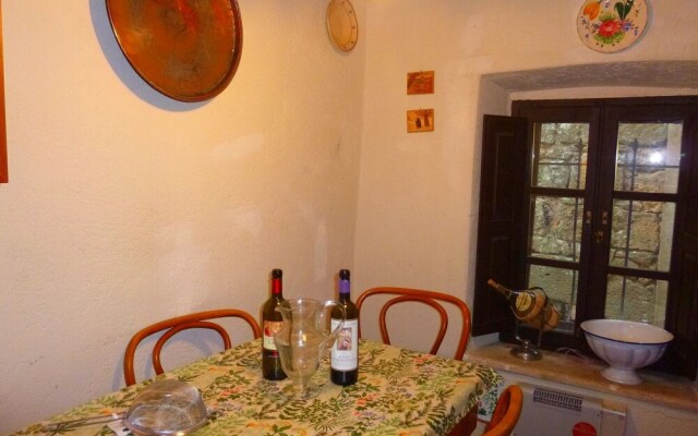 Lovely Holiday Home In Sorano Italy Near Forest