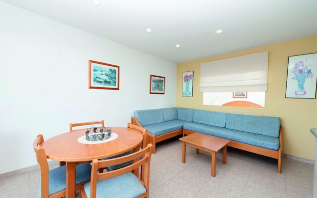 Apartamentos Xaloc HRC