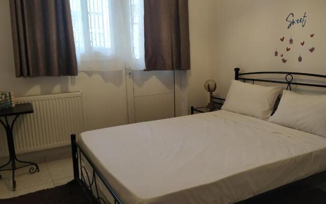 Sweet house 64B