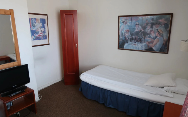 Hotel Aveny Bed & Breakfast