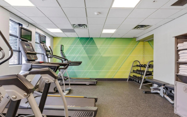 Holiday Inn Hotel & Suites Ottawa Kanata by IHG