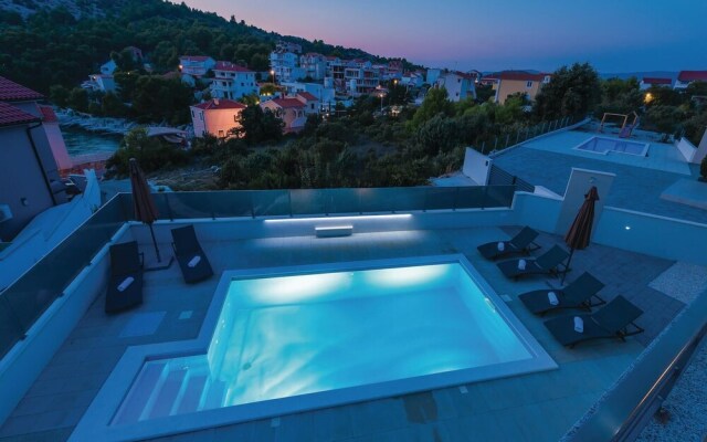 Beautiful Home in Razanj With Wifi and 3 Bedrooms