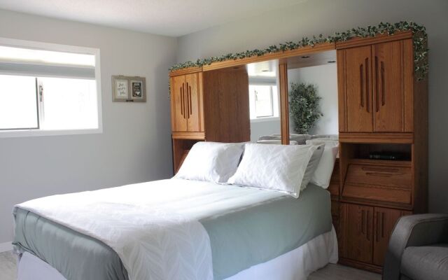 Valley Hideaway Guest House