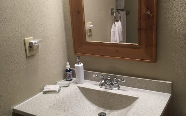 River Vista Vacation Homes