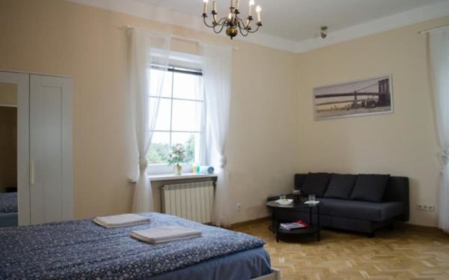 Bridge Old Town Hostel