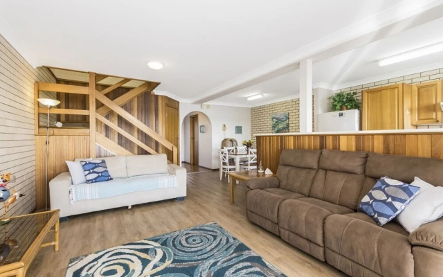 Peninsula Court 6 – Guest Rooms – Yamba