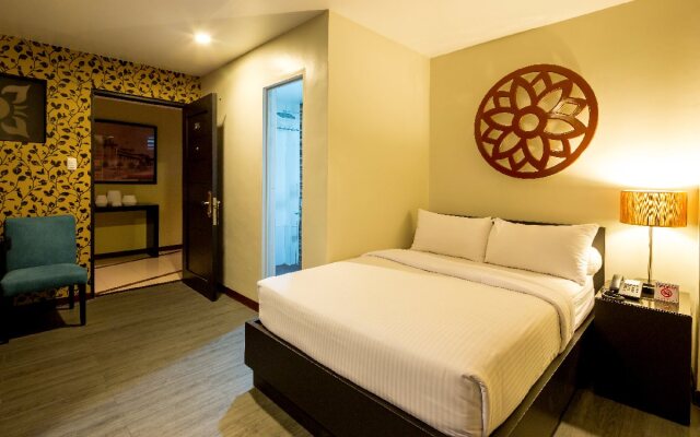 L Square Hotel
