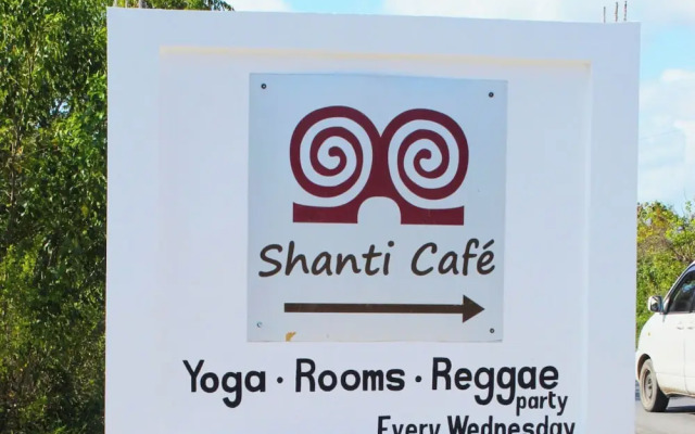 Shanti Cafe & Yoga