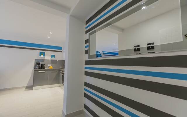 Lux Apartments