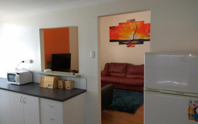 Forrest St Apartments
