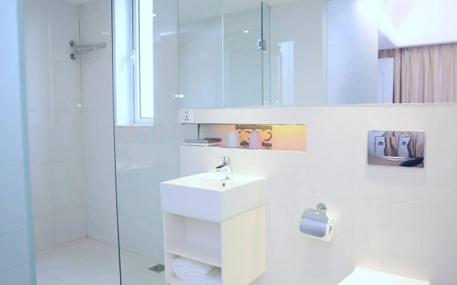 Ole Tai Sam Un Hotel