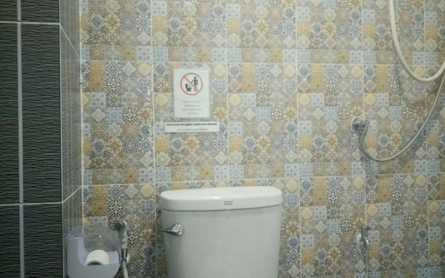 Tangmo House - Hostel