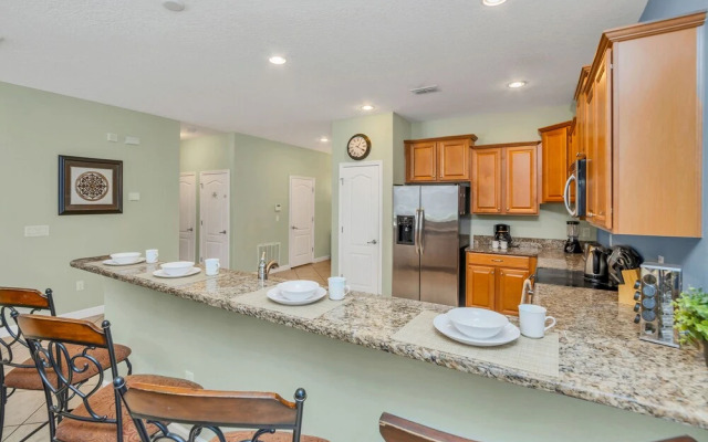 Giant Villa W/private Pool&spa, Game Room, & More!