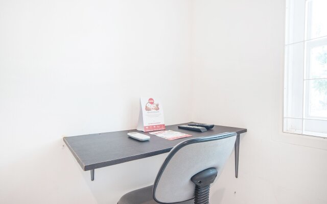 Super OYO 332 Residence G17 Kemang