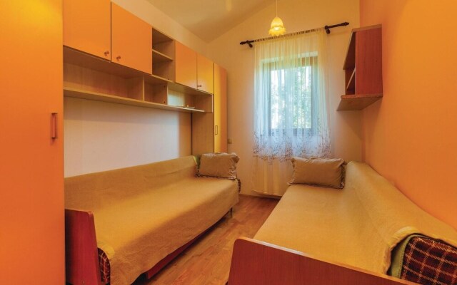 Stunning Home in Jadranovo With Wifi and 7 Bedrooms