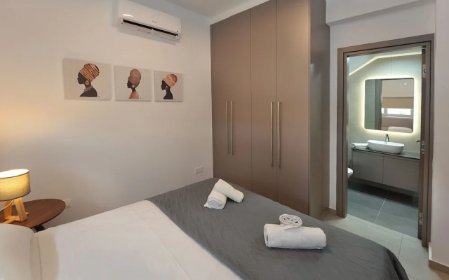 Sun & Moon Luxury 4-bedroom Villa