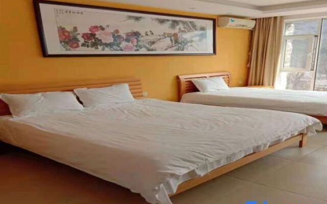 Xianweng Holiday Hotel