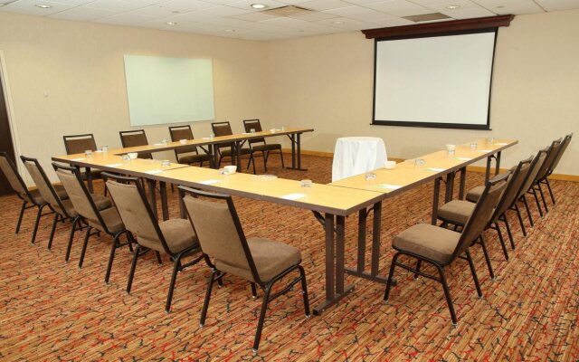 Courtyard by Marriott Boston Marlborough