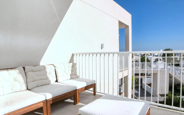 Sunset view modern private poolside apartment