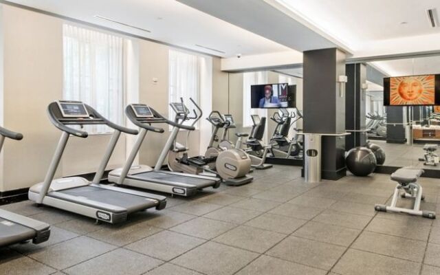 Bridgestreet at Beekman Towers