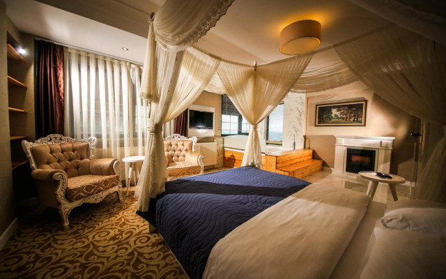 My Suit Residence
